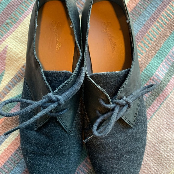 Seychelles Oxford Lace Up Flats - Picture 3 of 6